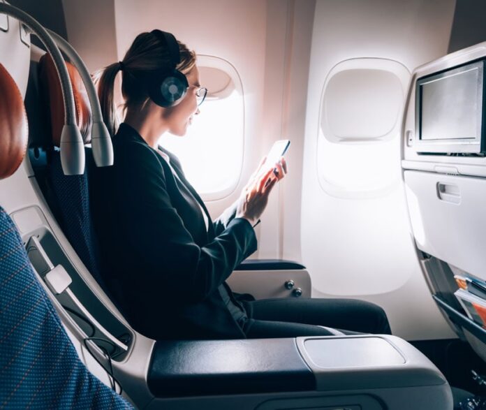 Can You Use Wireless Headphones on a Plane?